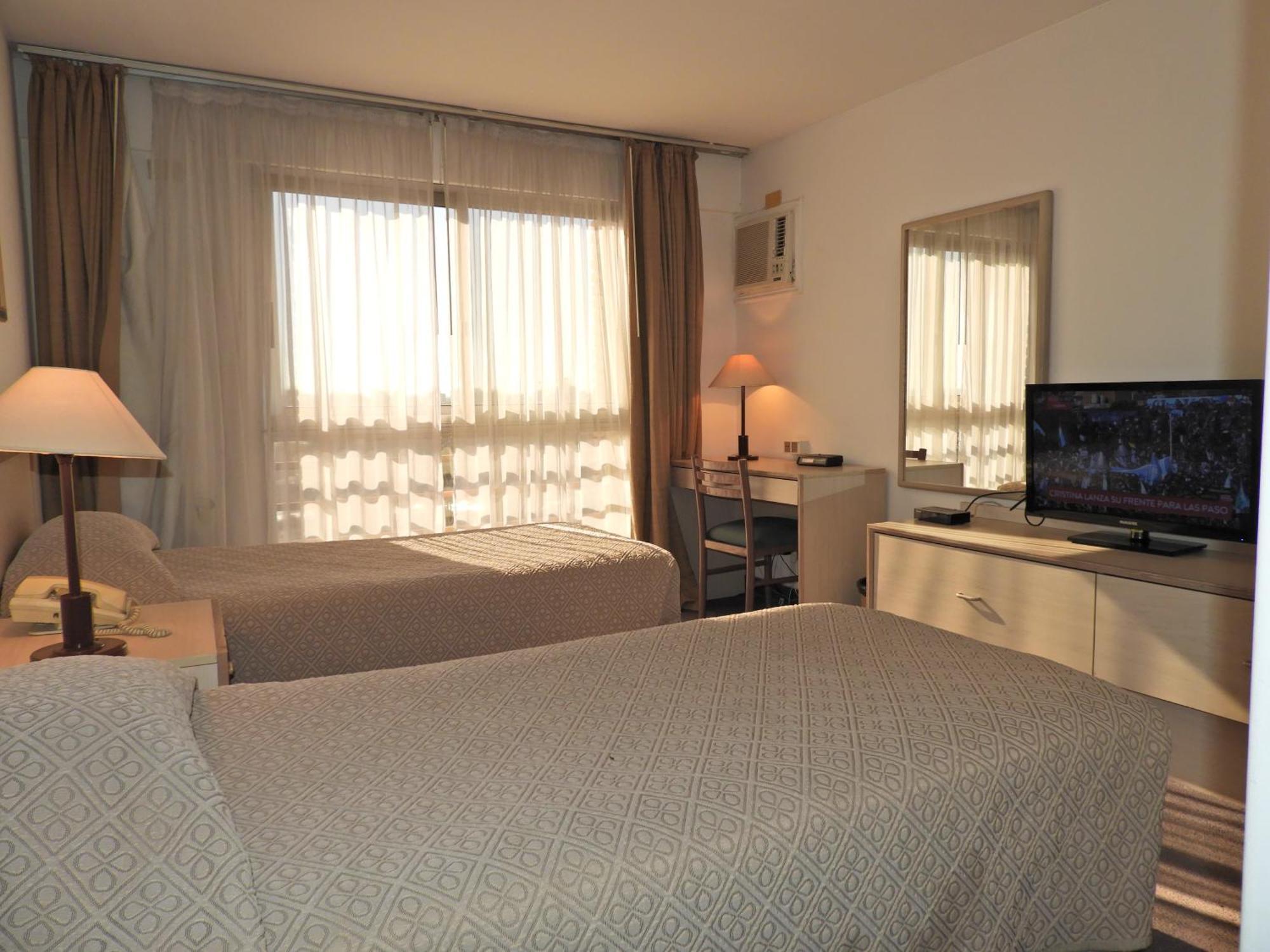 Hotel Tres Cruces Montevideo Zewnętrze zdjęcie
