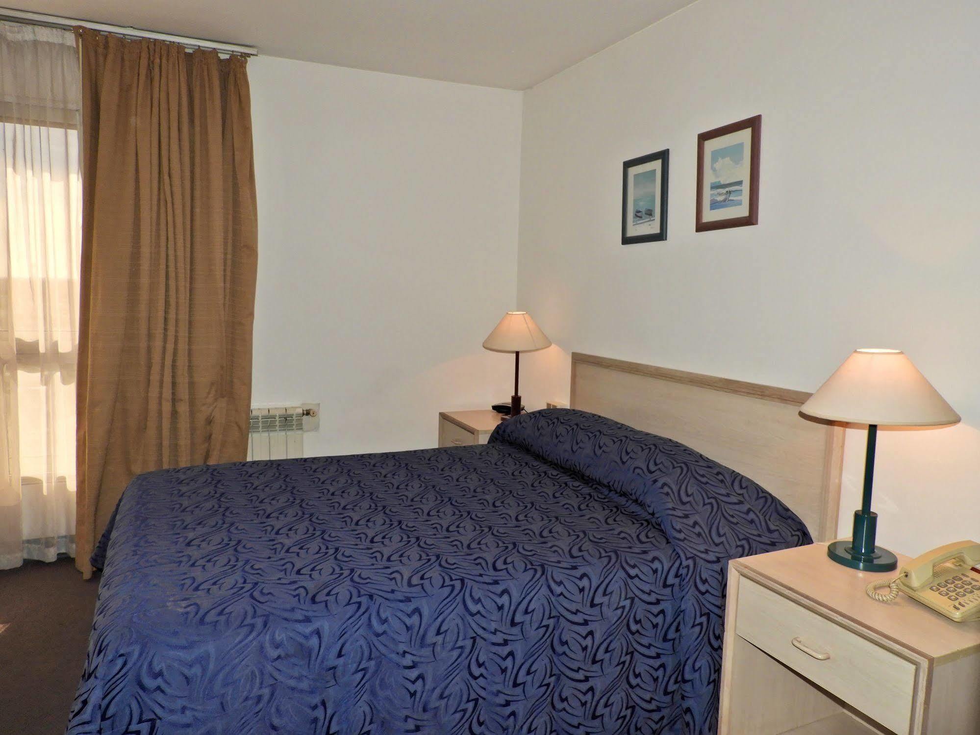 Hotel Tres Cruces Montevideo Zewnętrze zdjęcie