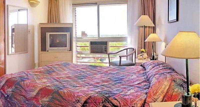 Hotel Tres Cruces Montevideo Zewnętrze zdjęcie