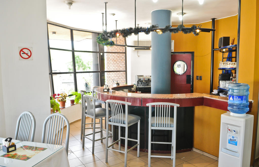 Hotel Tres Cruces Montevideo Zewnętrze zdjęcie