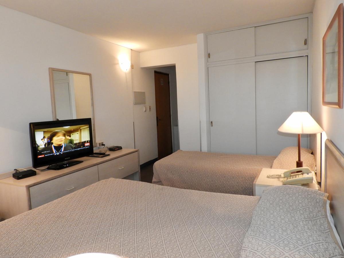 Hotel Tres Cruces Montevideo Zewnętrze zdjęcie