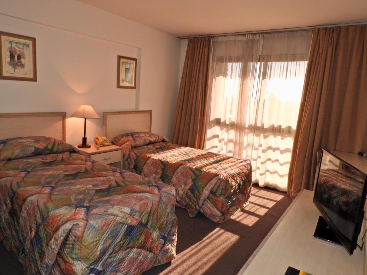 Hotel Tres Cruces Montevideo Zewnętrze zdjęcie